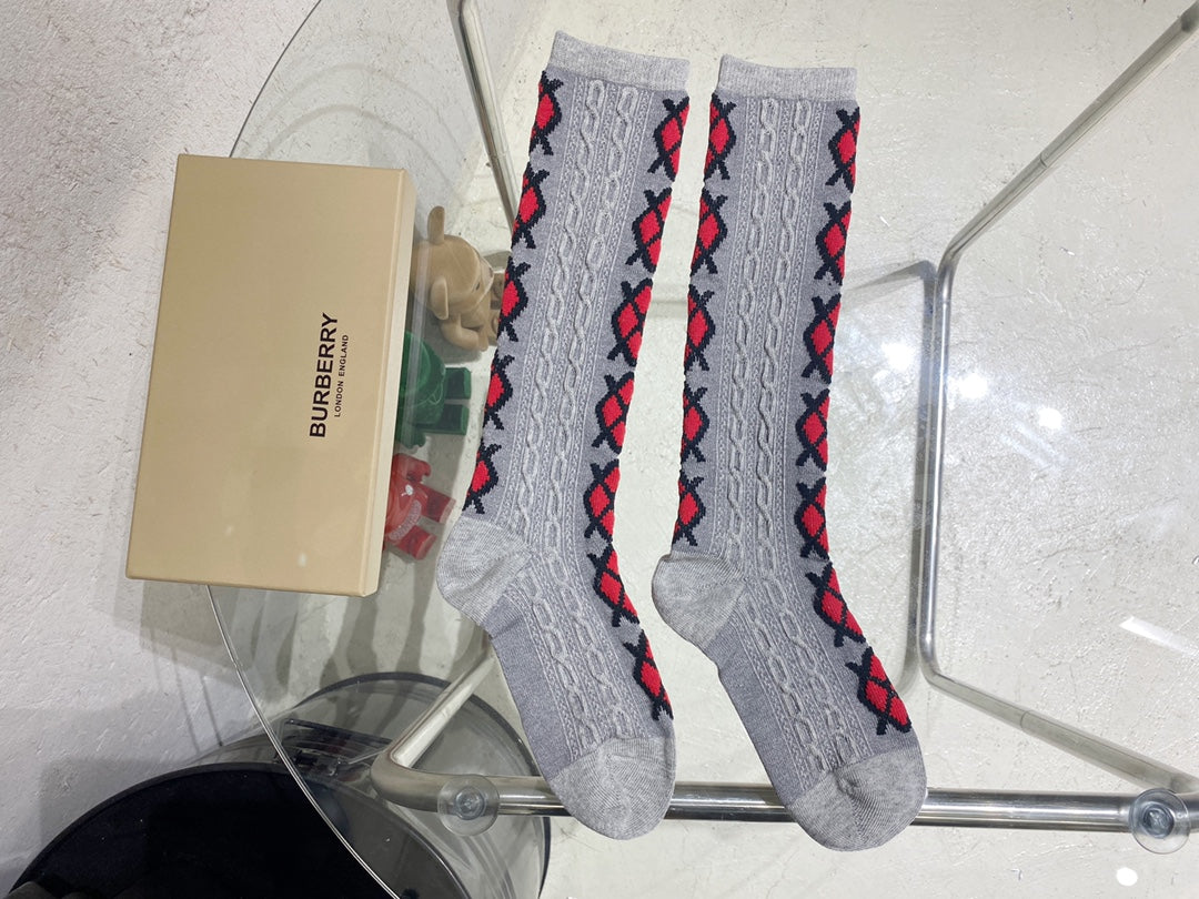 CND /버버리 양말