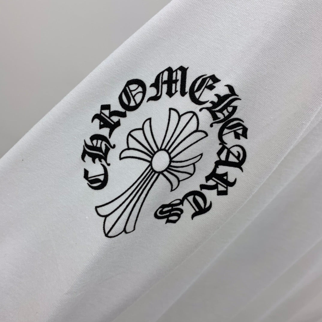 ZB / 크롬하츠 목선 산스크리트 뒷판 말발굽 십자가 긴팔티셔츠 Tee