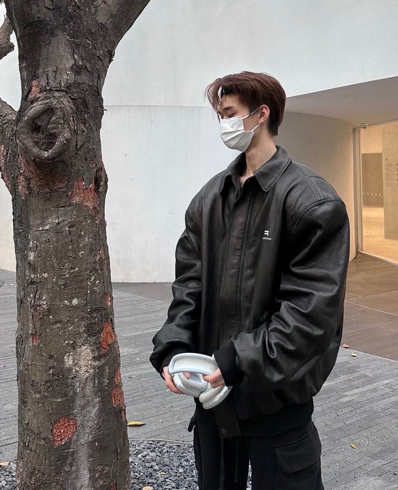 gw/발렌시아가 남성 자수 클립 면 가죽 재킷
