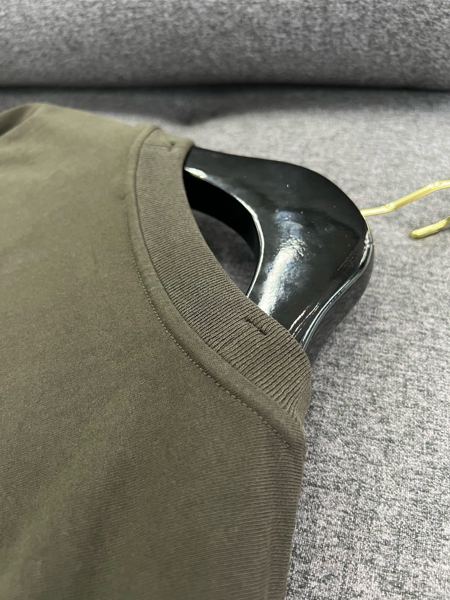 대리석 / 24FW 버버리 긴팔 티셔츠