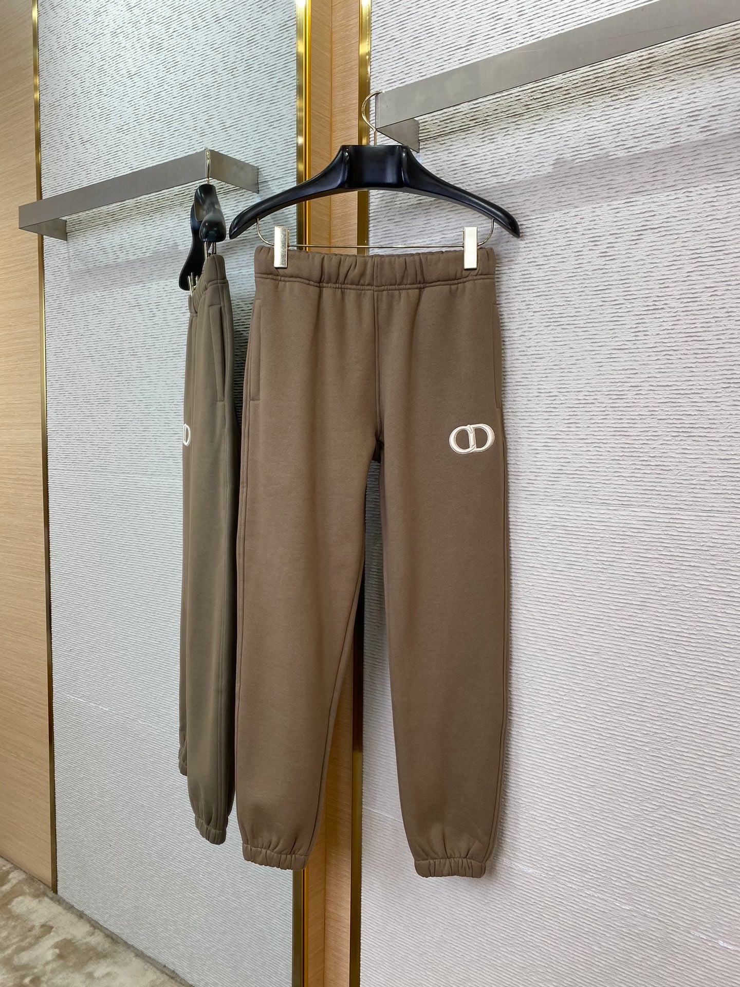 체인2호/디올 남성 자수 벨벳 팬츠