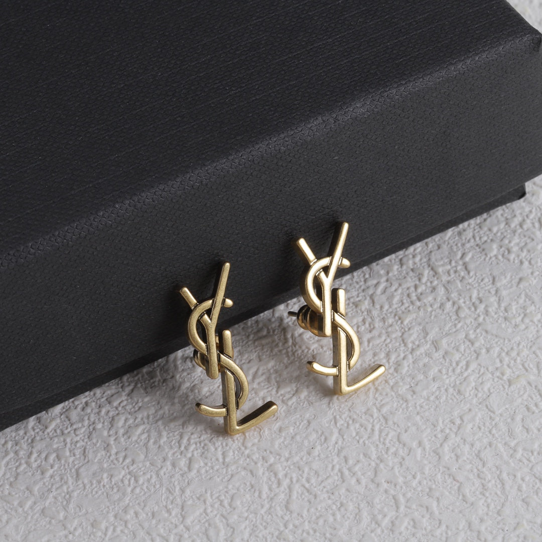 YSL 생 로랑 이어링