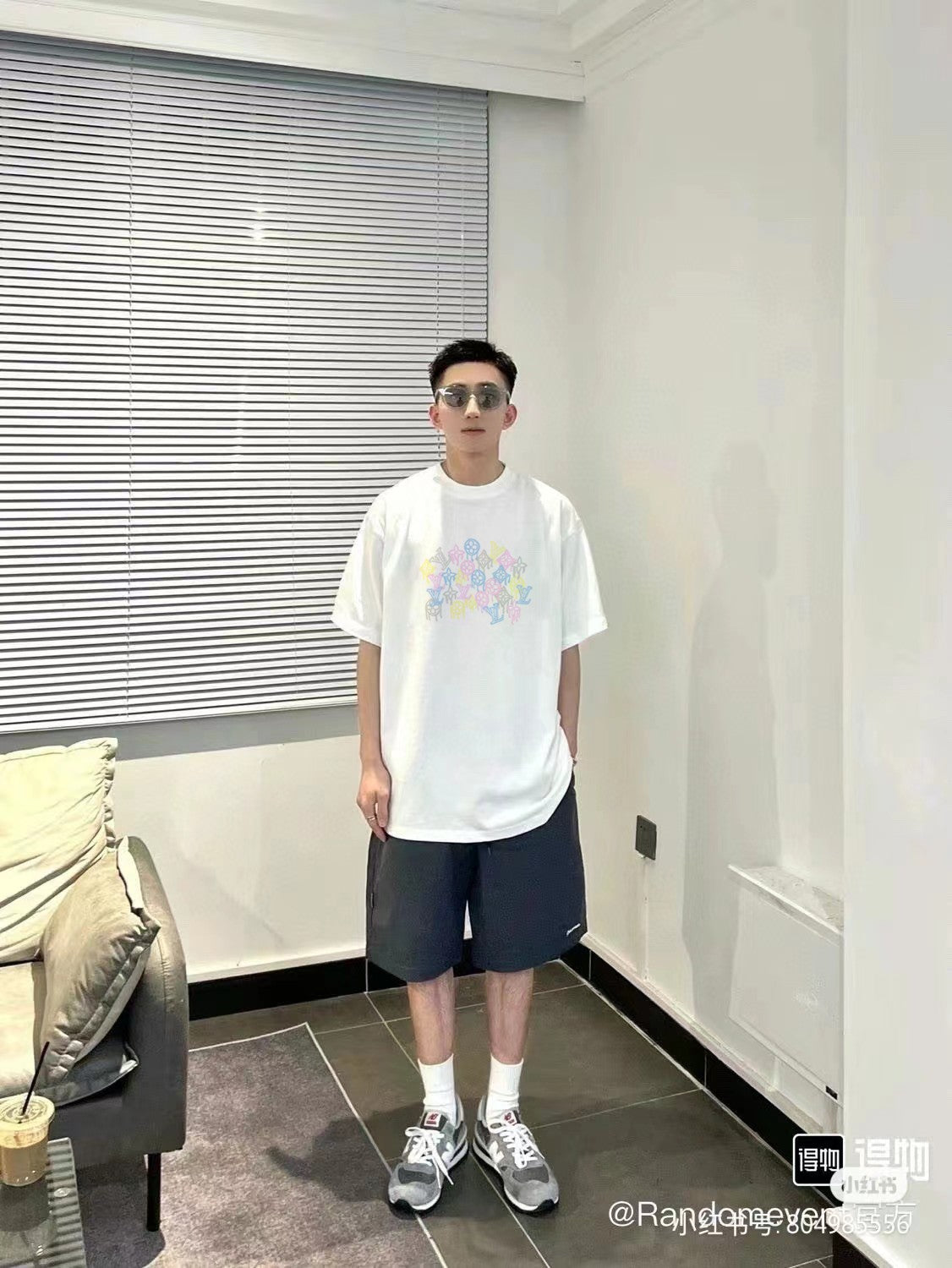 체인2호 / 루이비통 반팔, 고품질 LV 루이비통 페인트 로고 폼 반소매
