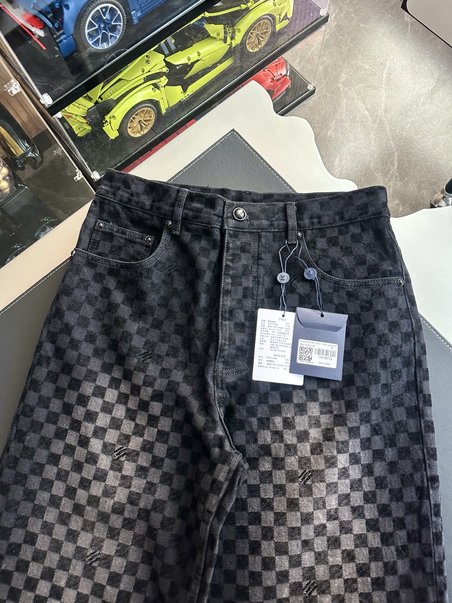 v공장 /  Louis Vuitton 루이비통 MISBHV 모노그램 블랙진