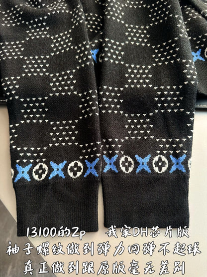 v공장 / 루이비통 25SS LV 엠보스드 남성 후드 니트 티셔츠 블랙 1A9FQI |