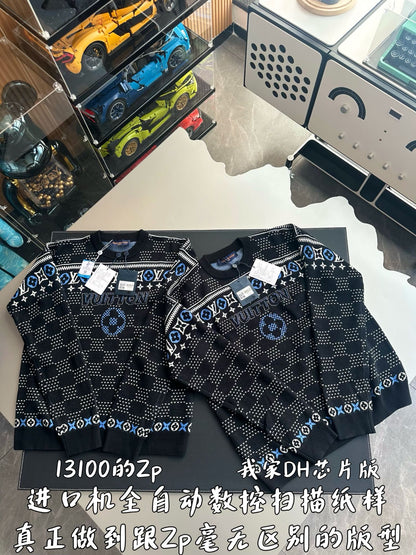 v공장 / 루이비통 25SS LV 엠보스드 남성 후드 니트 티셔츠 블랙 1A9FQI |