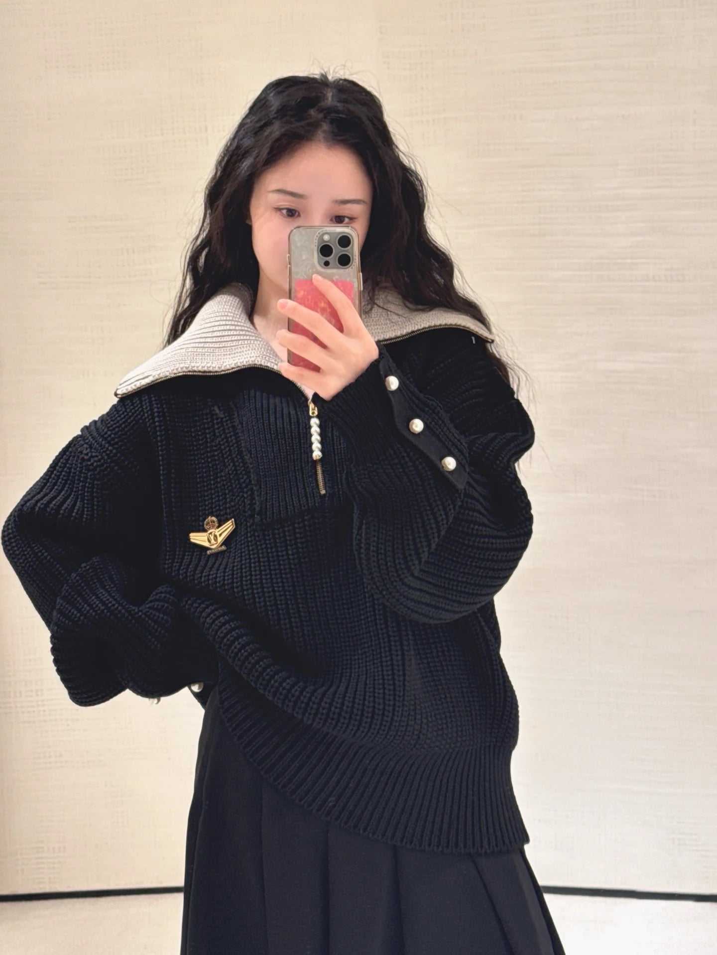 v공장 / 루이비통 2025 1AHC13 청키 울 블렌드 하프 집 풀오버 니트
