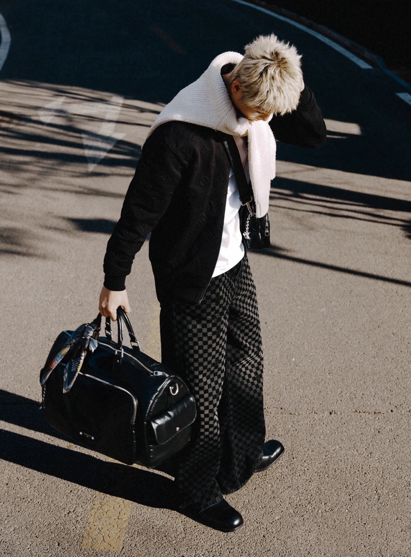 v공장 /  Louis Vuitton 루이비통 MISBHV 모노그램 블랙진
