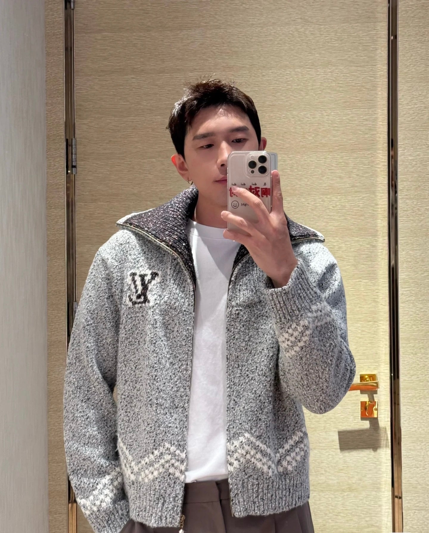 v공장 / 루이비통 지퍼 니티드 블루종 가디건 1AIMD1