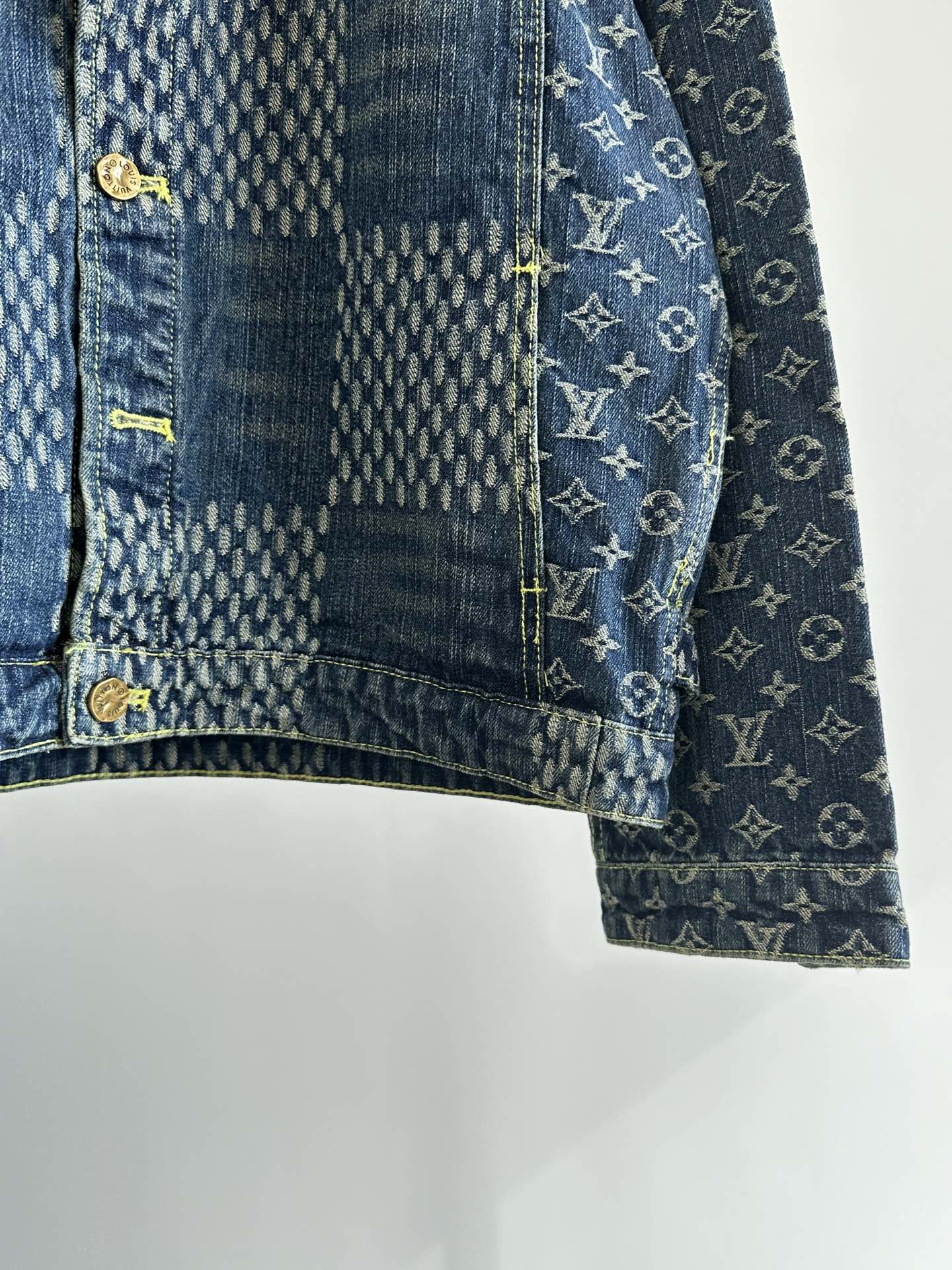 체인2호 / 루이비통 자켓, 1V/Louis x Nigo 조인트 자카드 데님 재킷