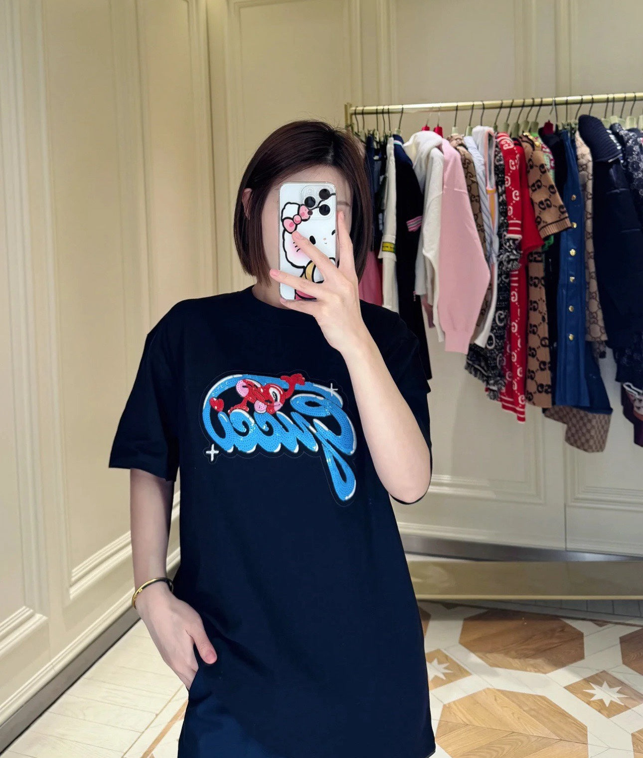 체인2호 / 구찌 반팔, Gucc*/Gucci 24 SS get it Limited 시리즈 스팽글 자수 반소매