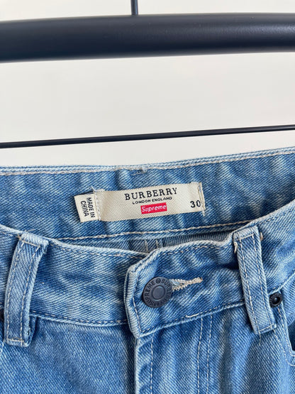 체인2호 / 버버리 청바지, Suprem*Burberry/공동 브랜드 Burberry 22SS 군마 자수 청바지