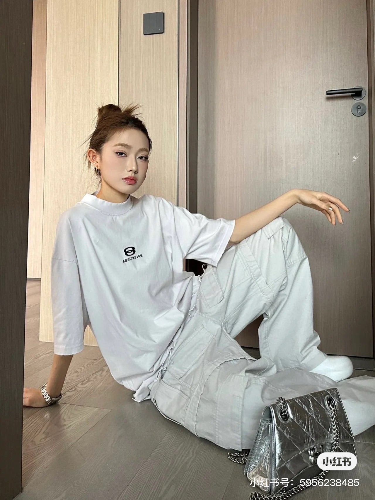 GTR / 발렌시아가 반팔티 , BLCG 24/SS 디스트로이드 스몰 자수 태슬 티셔츠