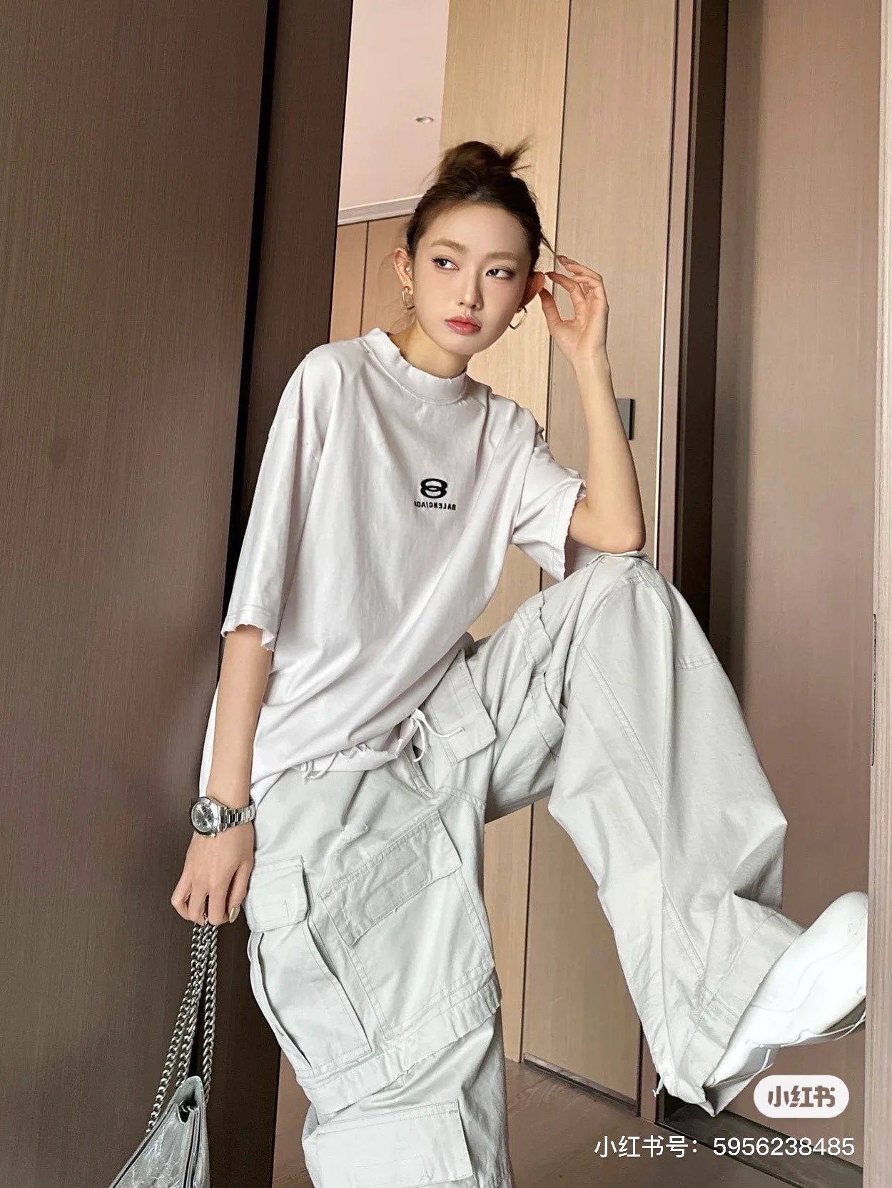 GTR / 발렌시아가 반팔티 , BLCG 24/SS 디스트로이드 스몰 자수 태슬 티셔츠