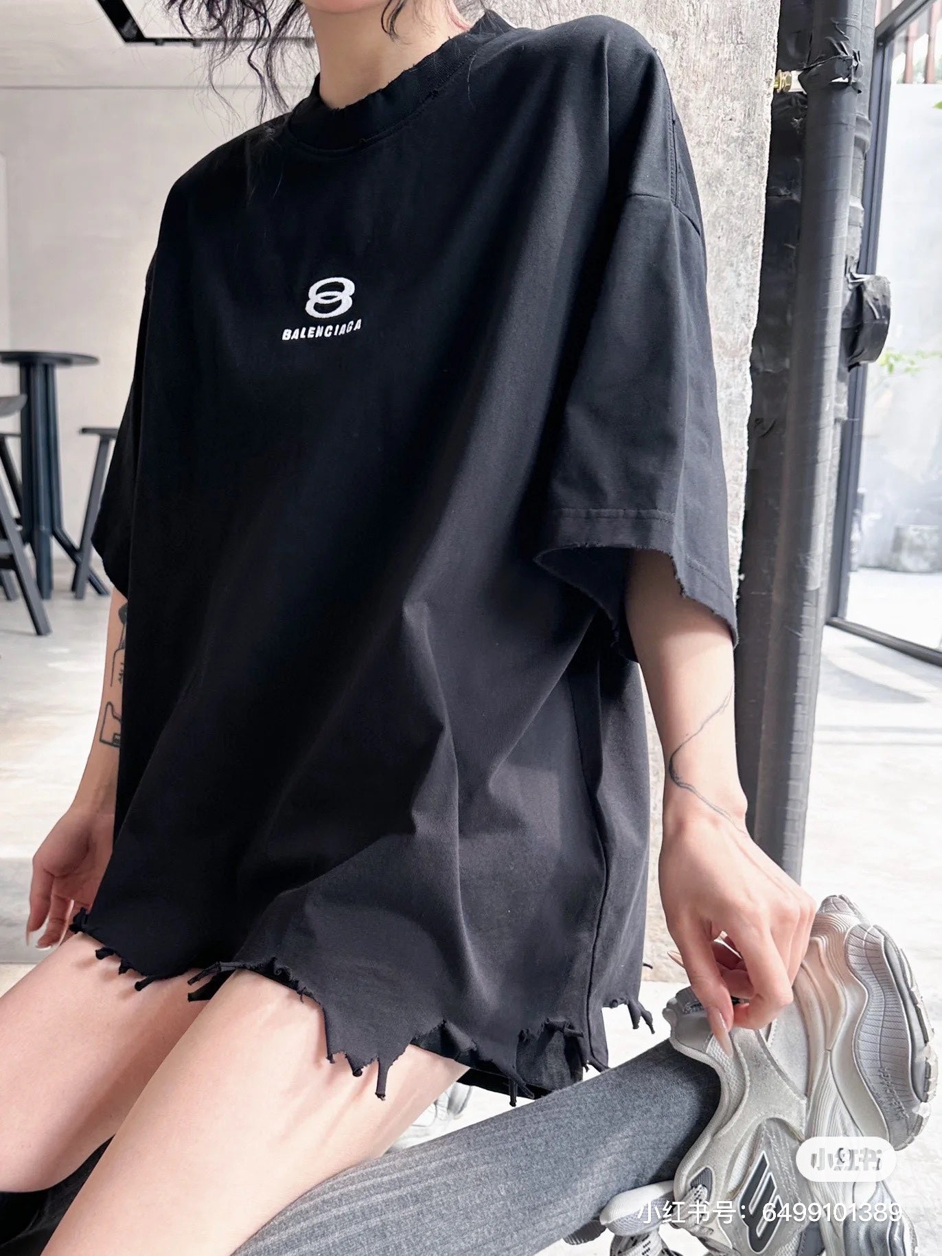 GTR / 발렌시아가 반팔티 , BLCG 24/SS 디스트로이드 스몰 자수 태슬 티셔츠