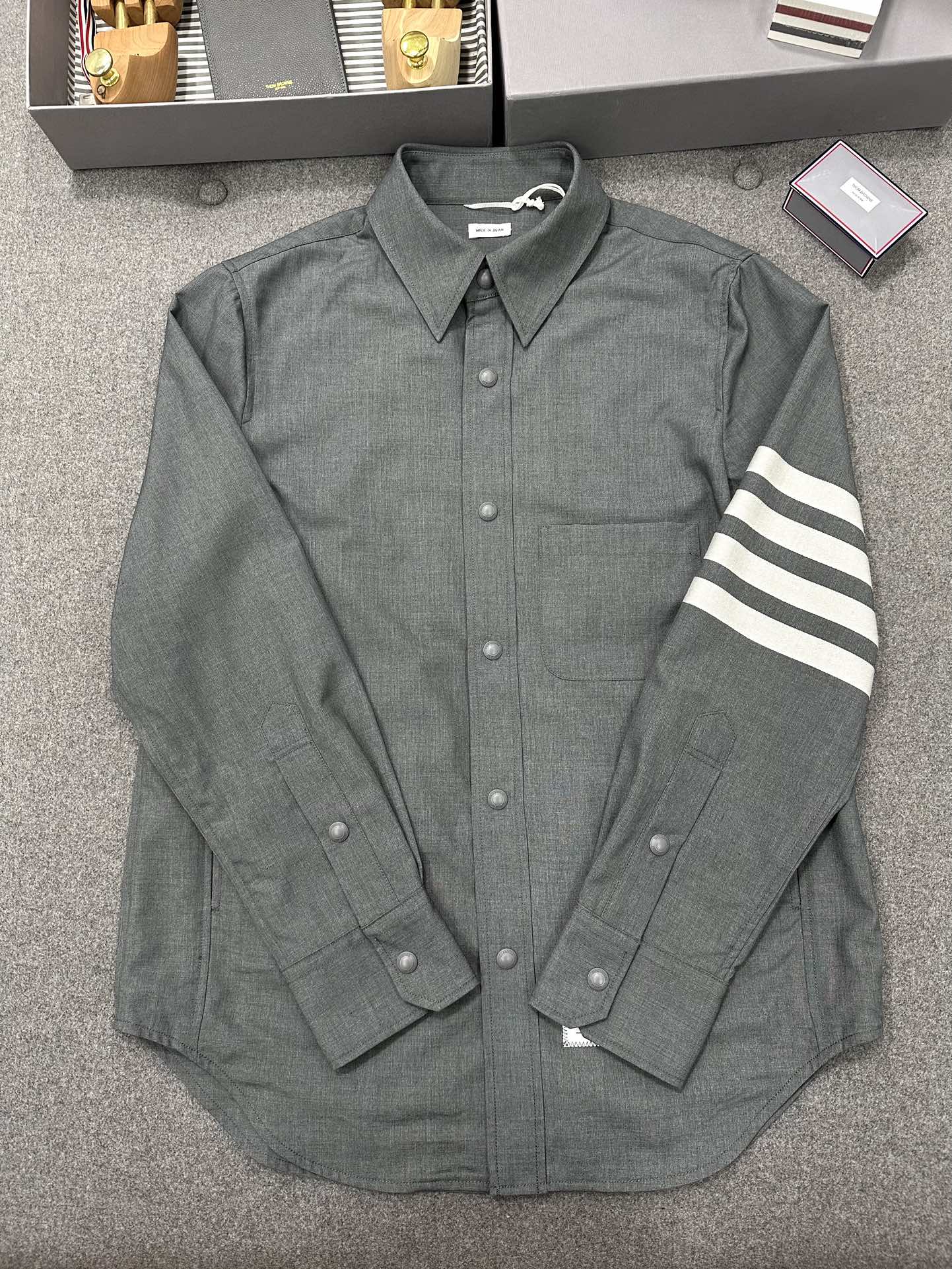 TJ / 톰브라운 클래식 울 셔츠 재킷   2가지 색상