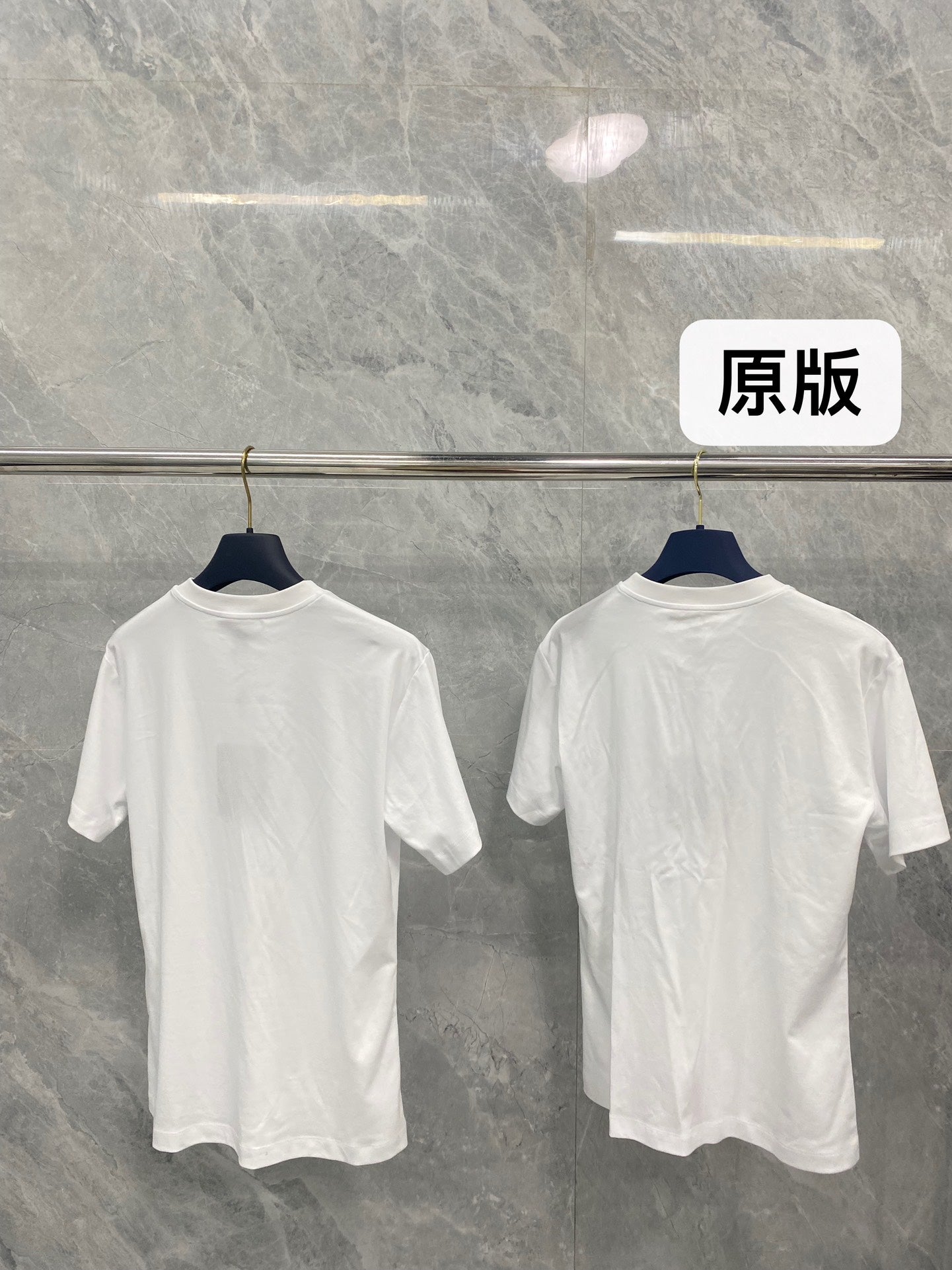 TJ셀러 / 𝗟𝗢𝗨𝗜𝗦 𝗩𝗨𝗜𝗧𝗧𝗢𝗡 여자 패치 티셔츠
