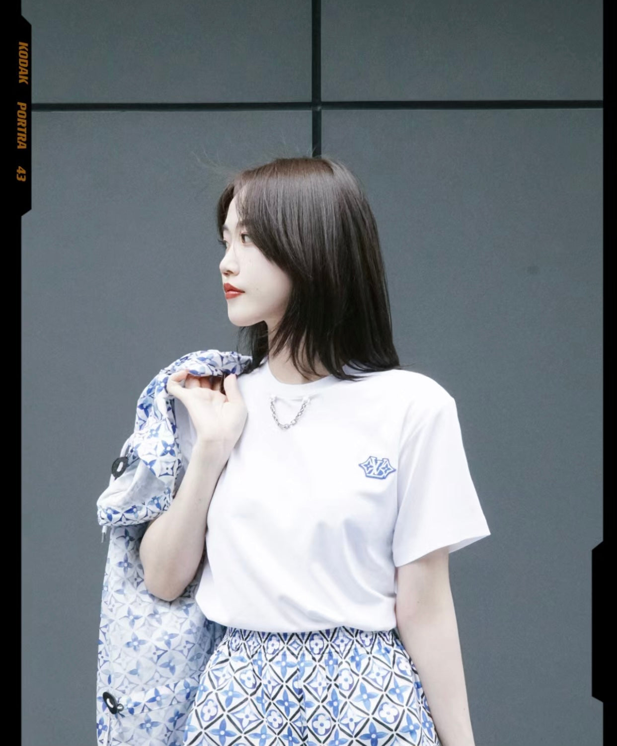 TJ셀러 / 𝗟𝗢𝗨𝗜𝗦 𝗩𝗨𝗜𝗧𝗧𝗢𝗡 여자 패치 티셔츠
