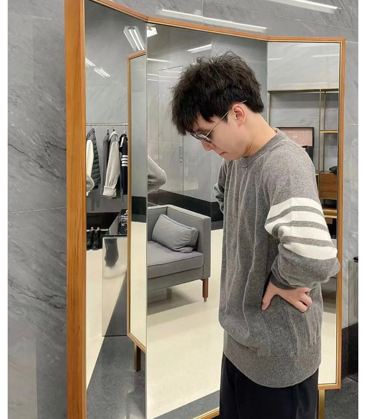 TJ / 톰브라운 캐시미어 니트 스웨터 , 𝗧𝗛𝗢𝗠 𝗕𝗥𝗢𝗪𝗡𝗘 가을, 겨울𝟰𝗯맞춤 캐시미어 풀오버