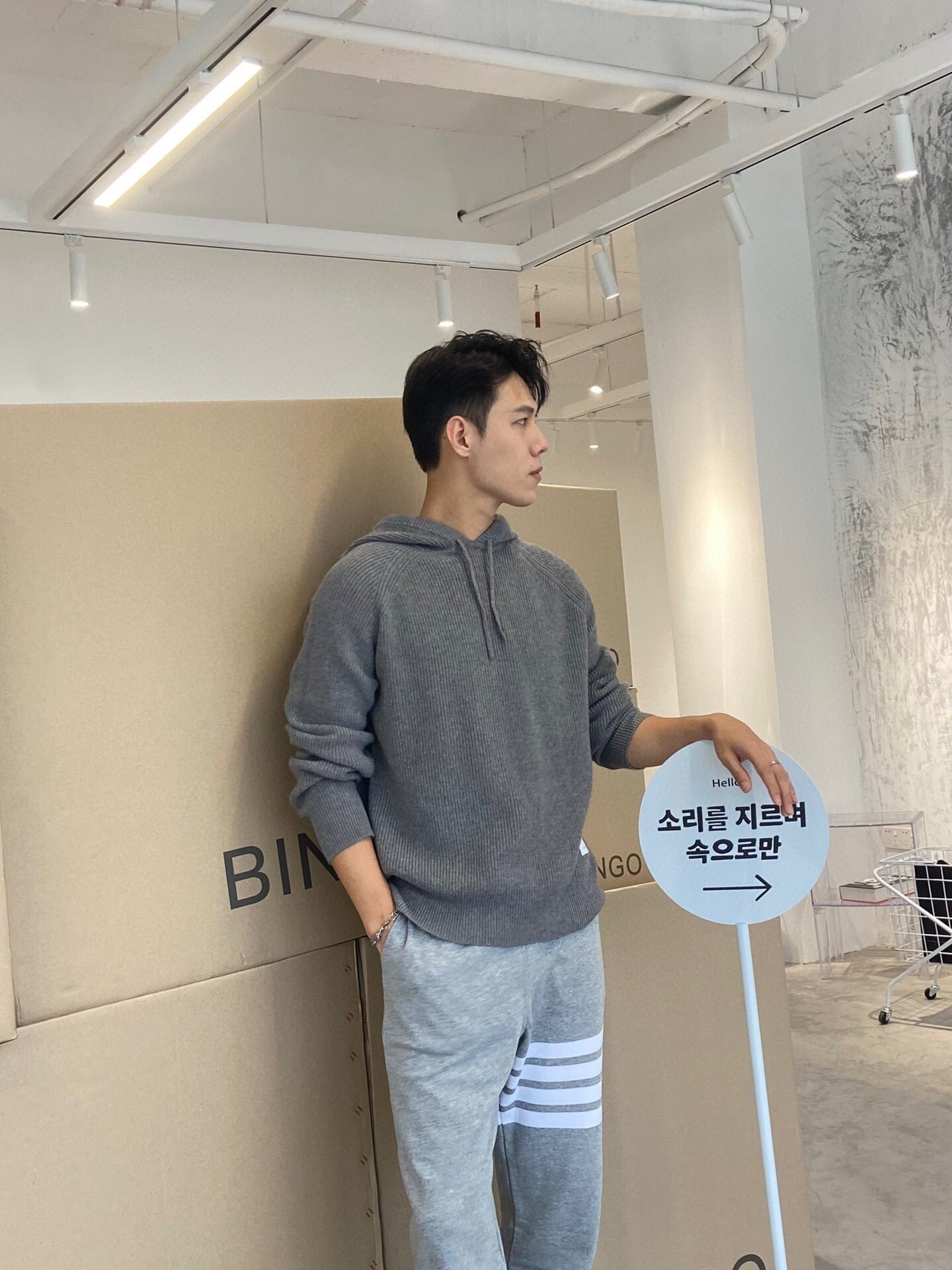 TJ셀러 / 톰브라운 캐쉬미어 후드티  3가지색상