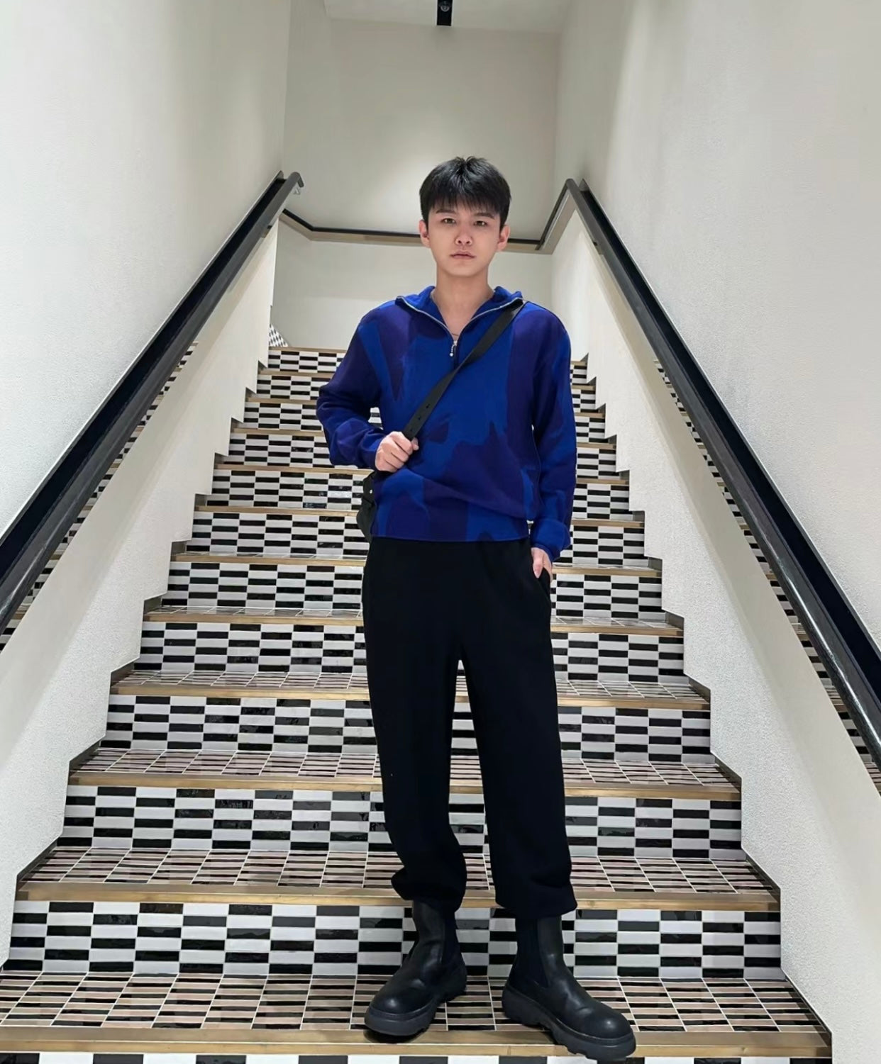 TJ / 버버리 𝗕𝗨𝗥𝗕𝗘𝗥𝗥𝗬 이퀘스트리안 라이더 자수 코튼 캐주얼 팬츠