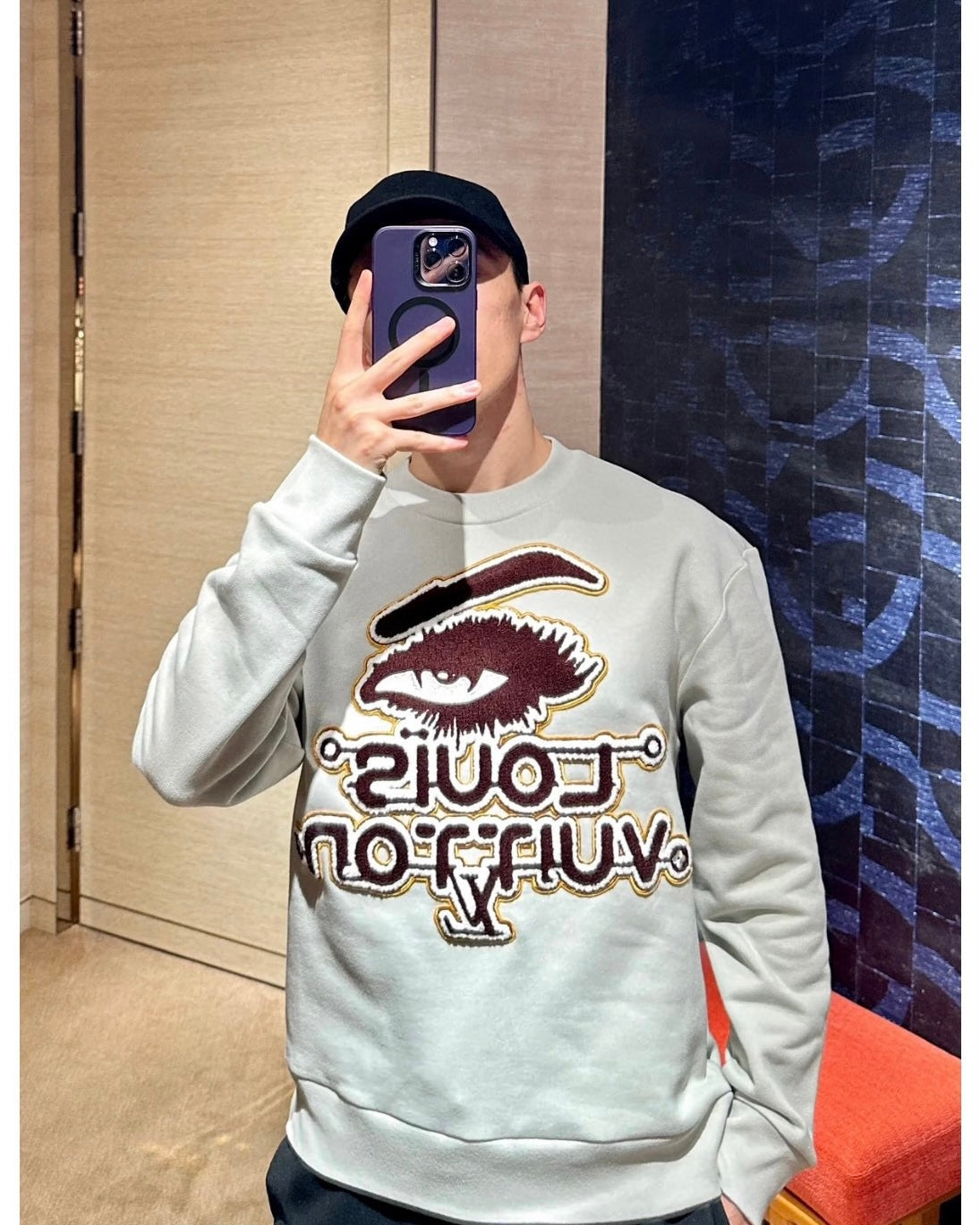 TJ셀러 / 루이비통 맨투맨