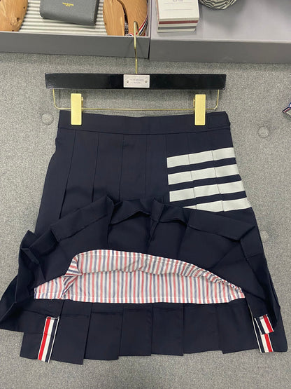 TJ / 톰브라운 스커트