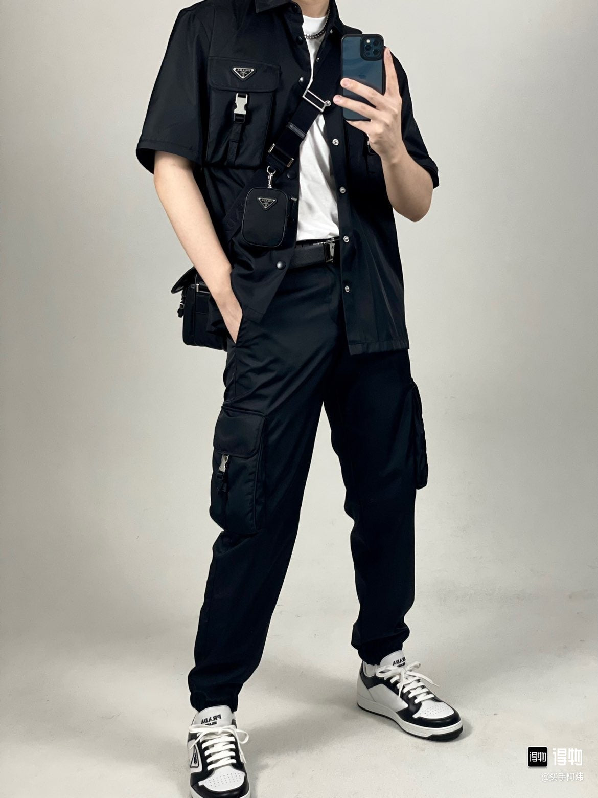 체인 / 프라다버튼 루즈 탈부착 긴팔 셔츠 자켓