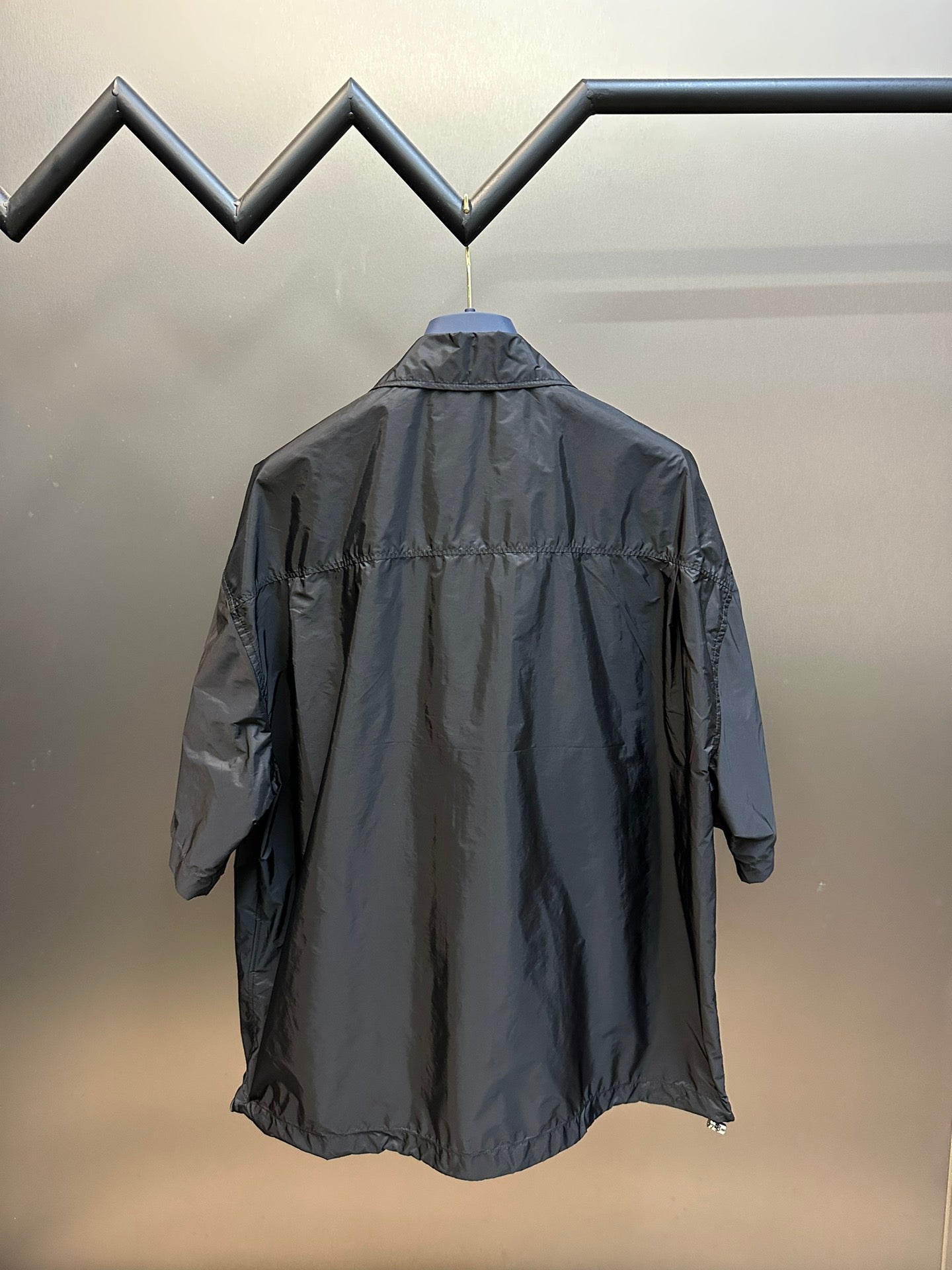 체인2호/ 프라다 셔츠, Prada 프라다 미니멀 슬리브 셔츠