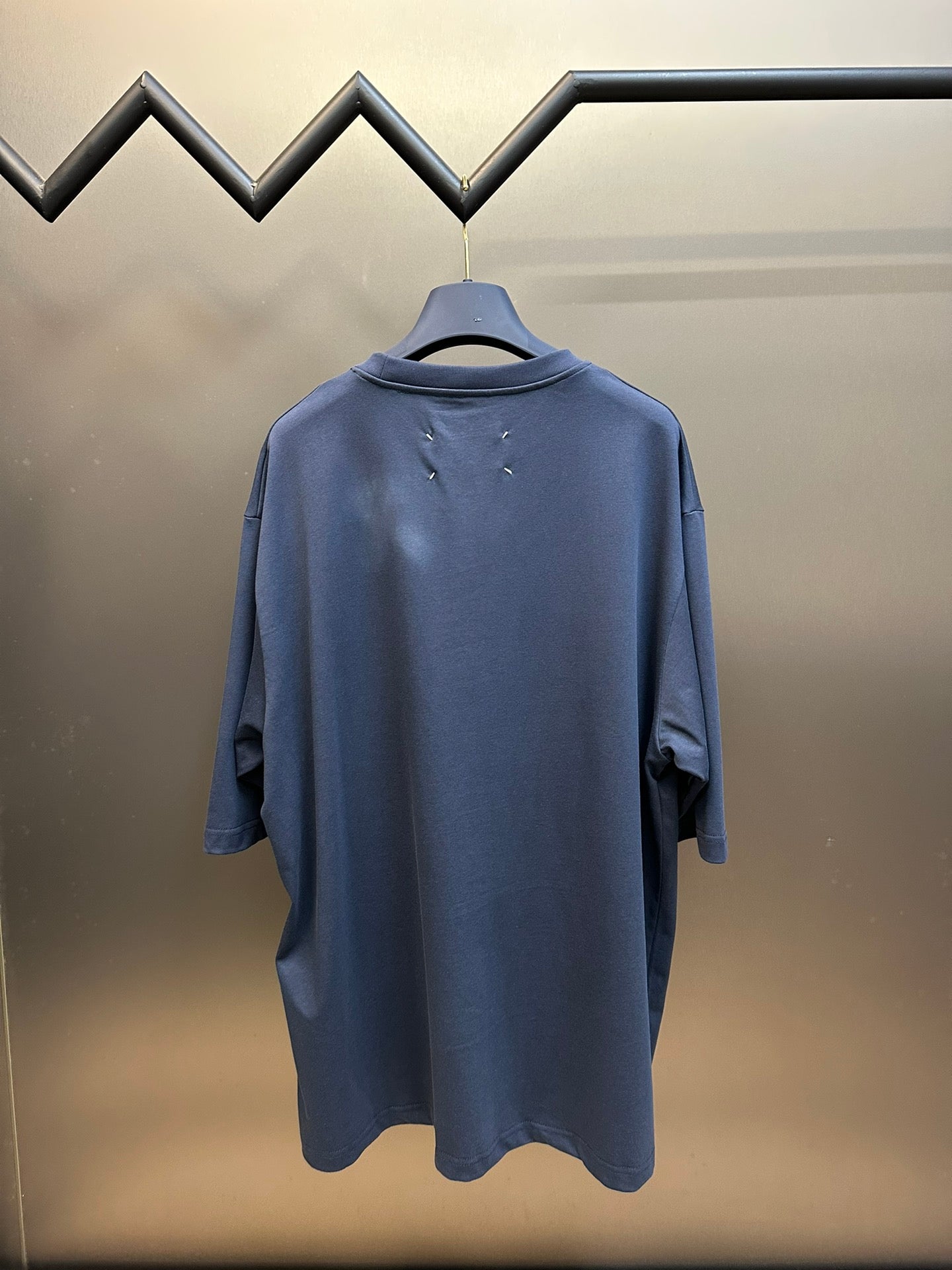 체인2호 / 메종 마르지엘라 반팔, 마르지엘라 다크 패턴 자수 슬로건 반팔