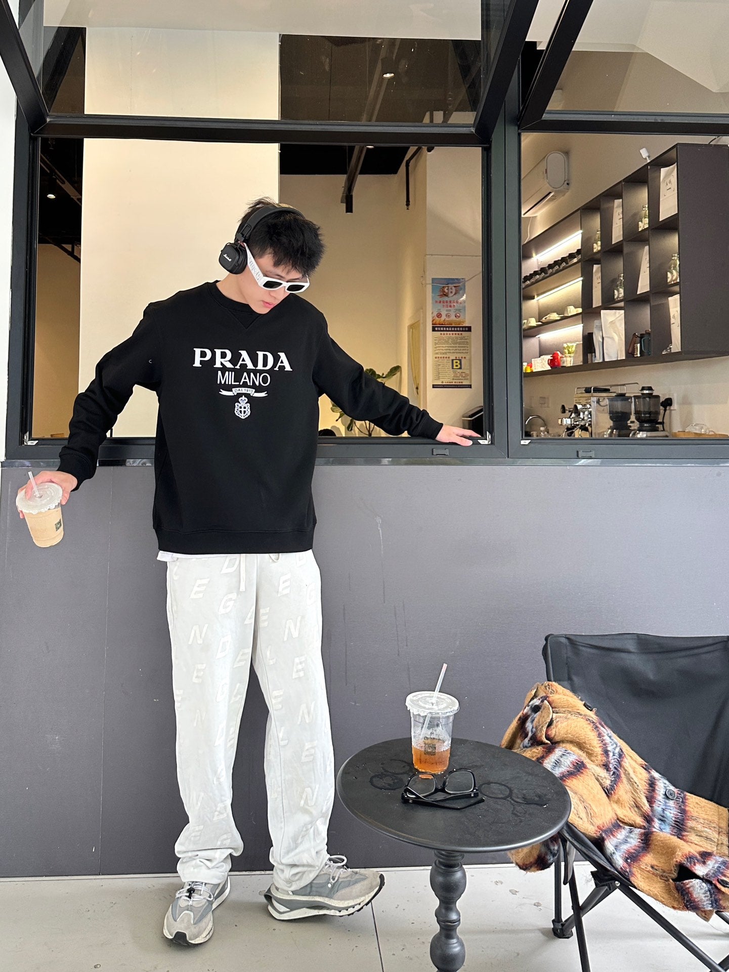 BF / 프라다 맨투맨