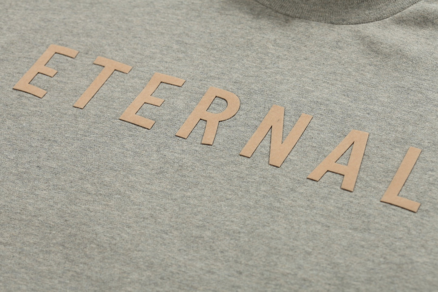 세나 / FOG 메인 라인 ETERNAL 이터널 레터 스웨트셔츠