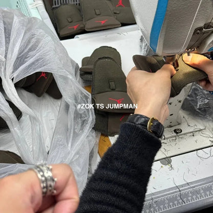zok 공장 / 나이키 남성 운동화