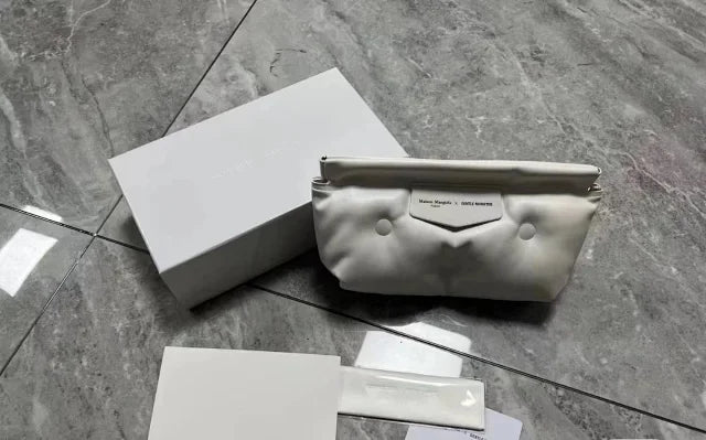 블랙하트 / 메종마르지엘라 선글라스 , Maison Margiela-MM003