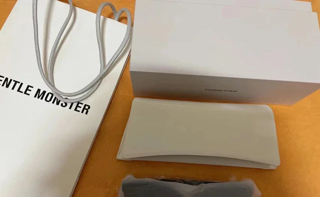 블랙하트 / 메종마르지엘라 선글라스 , Maison Margiela-MM003