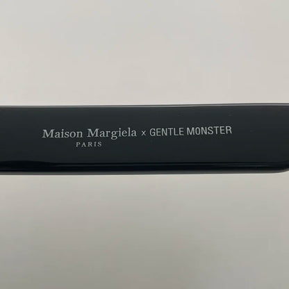 블랙하트 / 메종마르지엘라 선글라스 , Maison Margiela – MM004