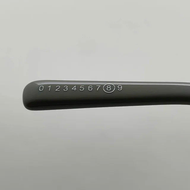 블랙하트 / 메종마르지엘라 선글라스 , Maison Margiela – MM005