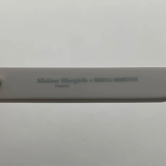 블랙하트 / 메종마르지엘라 선글라스 , Maison Margiela – MM005