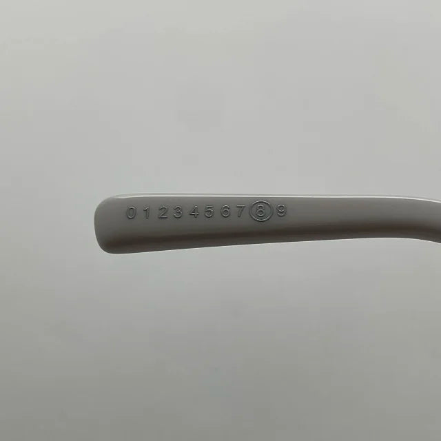 블랙하트 / 메종마르지엘라 선글라스 , Maison Margiela – MM005