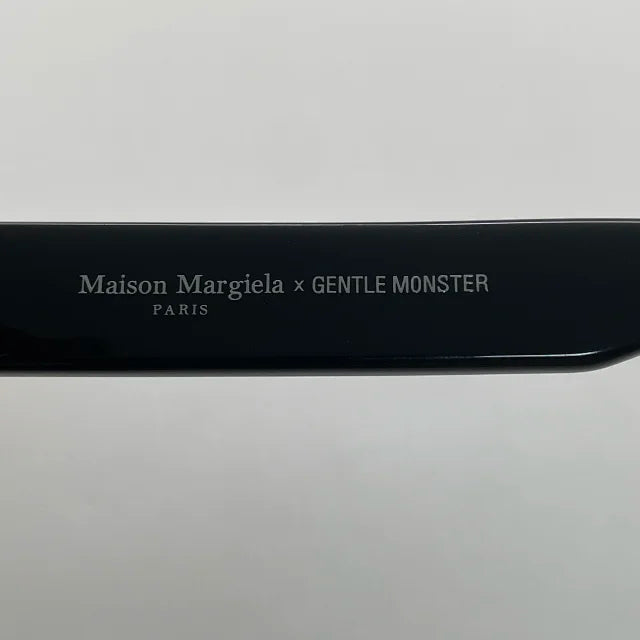 블랙하트 / 메종마르지엘라 선글라스 , Maison Margiela – MM005