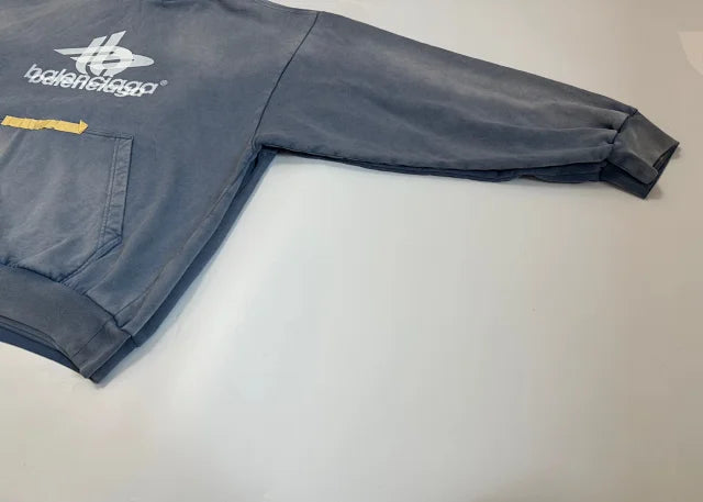 꼬부기 / 발렌시아가 새도우 후드티 , 파리시가 BALENCIAGA 화이트 섀도우 프린트 후드 맨투맨