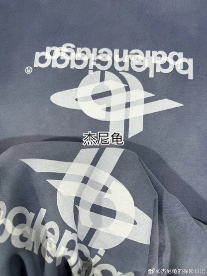 꼬부기 / 발렌시아가 새도우 후드티 , 파리시가 BALENCIAGA 화이트 섀도우 프린트 후드 맨투맨