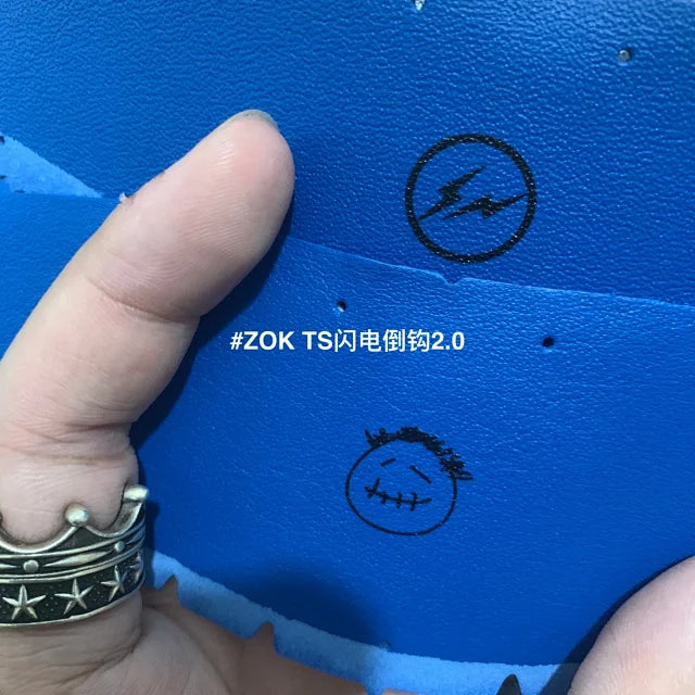 ZOK  / 나이키 트래비스 스캇 프라그먼트 조던 1 로우 DM7866-140