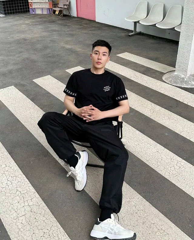 ZOK / 루이비통 반팔티 ,  v니트소매 로고 반팔