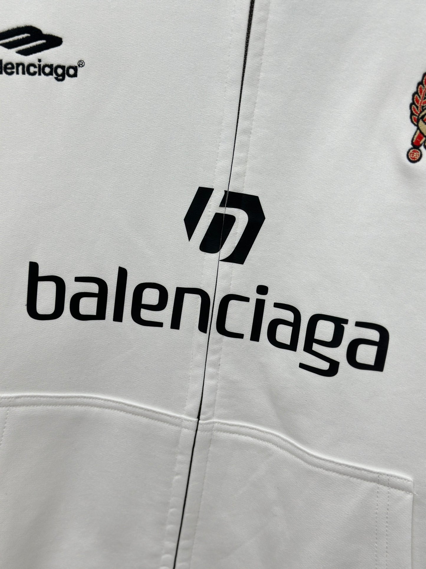 체인2호 / Balenciag*/BLCG 파리24 신제품 PARIS SOCCER HOODIE 미디엄 지퍼 후드 후드