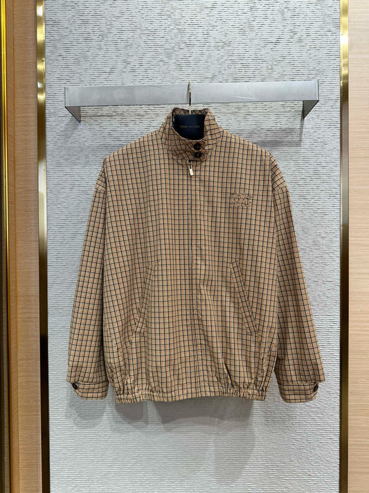 체인2호 / MIUMIU 로고 패치 폴라로이드 코트