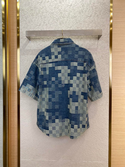 체인2호 / LV 모자이크 데님 터틀넥 코트