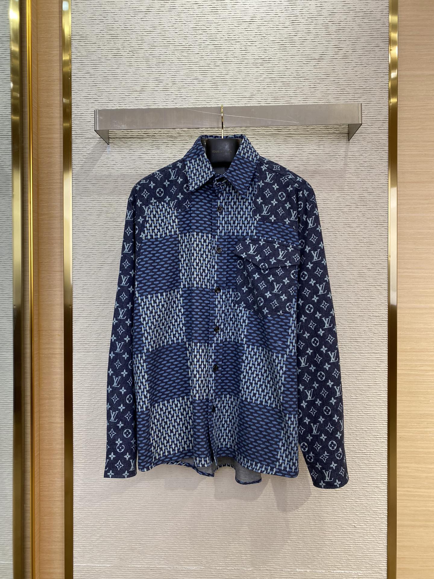 체인2호 / LV 빈티지 접합 터틀넥 셔츠