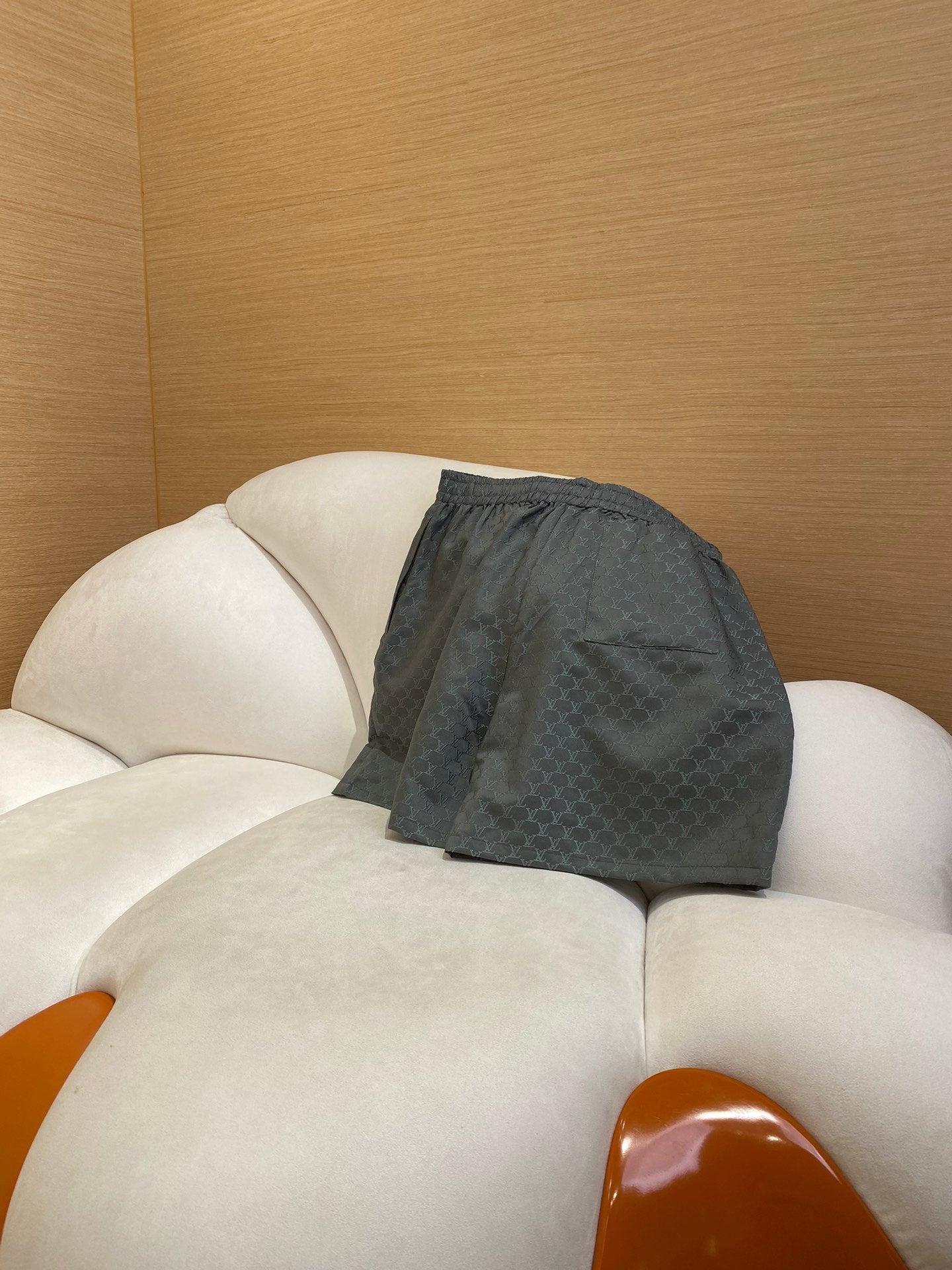 체인2호 / LV 자카드 만인 비치 팬츠