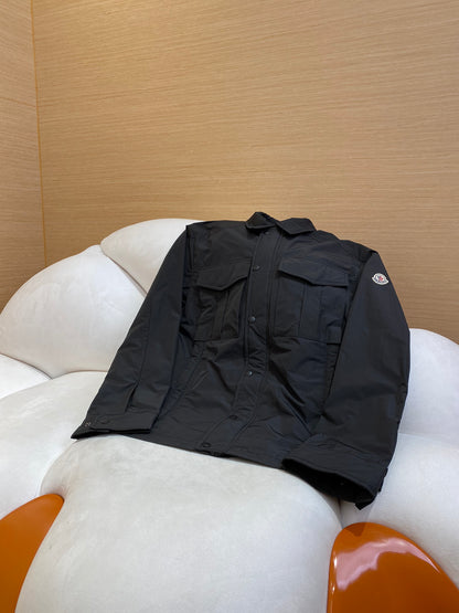 체인2호 / MONCLER 입마개 로고 코트